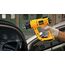 Dewalt 2.000 Watt Heißluftpistole D26414 (Temperatur 50-600°, Luftdurchsatz: 650 l/min, mit Flach- sowie Konusdüse und Lackschaber, sichere vertikale Standposition zum stationären Einsatz)