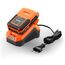 FUXTEC Akku Laubbläser 20V FX-E1LB20 - Inklusive 1 x Li-Ion 4Ah-Akku und 2,4A Ladestation - Laubgebläse zum Entfernen von Laub für Garten, Gehweg und Einfahrt - Leise - bis 38m/s