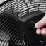 Cecotec Industrieller Ventilator EnergySilence 3000 Pro, 90W, 3 Flügel, 40cm Durchmesser, Kupfermotor, 3 Geschwindigkeiten, Metallfinish, Elegantes Design, Maximale Sicherheit, Stabiler Standfuß