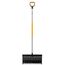 Fiskars Schneeschieber für flache Schneeschichten, X-series, Länge: 173 cm, Aluminium/Polymer, Schwarz/Orange/Grau, 1057179