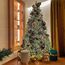 Giulia Grillo Weihnachtsbaum Künstlich 210 cm – Premium Real Touch PE/PVC, 2382 Dichte Zweige, Naturgetreu & Langlebig, Leicht Aufzubauen, Grün