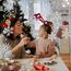 LANMOK 36Stk Spiralen Schneeflocke Weihnachten Decke Anhänger Glitzer Silber Schneeflockendeko Hängendeko Kinder Weihnachtsfest Party