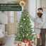 SALCAR Künstlicher Weihnachtsbaum 180 cm aus 90% PE Spritzguss, Premium Nordmanntanne, realistischer Christbaum mit Schnellaufbau Klappsystem