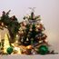 XmasExp Mini-Weihnachtsbaum-Set mit 2 LED-Lichtern, Stern-Baumkronen, Ornamenten, Kugeln, Glocken und Tannenzapfen, 50,8 cm, silberfarben