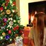 Weihnachtsbaum künstlich (WBD) 120 cm grün mit Weihnachtsdeko bunt und Led Lichterkette mit Batteriebox und Fernbedienung künstlicher Christbaum klein Tannenbaum