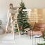 FAIRYTREES Weihnachtsbaum künstlich, Nordmanntanne Premium 120 cm, Naturgetreue Spritzguss Elemente, Künstlicher Weihnachtsbaum mit handgefertigtem Ständer aus Eschenholz