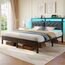 Seventable Kingsize-Bettgestell mit Ladestation, LED-Bett mit gepolstertem Kopfteil, Plattformbett aus Metall mit Stauraum unter dem Bett, kein Boxspringbett erforderlich, geräuschlos, Montage