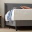 Zinus Sasha Bed 100x200 cm - Höhe 25 cm - Gepolsterter Plattform Bettrahmen mit Wingback Kopfteil und Bambus Lattenrost - Mittelgrau
