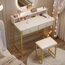 Seventable Schminktisch mit Hocker, 2 Stoffschubladen und Steckdosen, moderner Make-up-Schminktisch mit Werkzeughaken für Schlafzimmer, Schreibtisch für kleine Räume, Gold & Weiß (kein Spiegel)