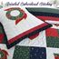 Cozy Line Home Fashions Christmas True Patchwork Kränze Kiefernbaum Strümpfe Rustikale Wendedecke Bettwäsche Set, Decke Tagesdecke (Happy Christmas, King - 3 Stück)