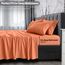 LUX Décor Bettwäsche-Set – 4-teiliges ultraweiches Mikrofaser-Bettlaken mit Bettlaken, 40,6 cm tiefem Spannbetttuch und Kissenbezügen, atmungsaktiv, Schlafzimmer-Dekor, Oeko-TEX, Korallenrot