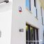 Homematic IP Alarmsirene – außen, Smart Home, Funk-Außensirene mit Solarpanel und App-Funktion, kabellose Sirene mit Solarpanel, warnt hörbar, sichtbar und per Push-Nachricht, 153208A0