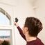 Bosch Infrarotthermometer UniversalTemp (-30°C…+500°C, einfach und präzise messen, 3 vordefinierte Materialgruppen, im E-Commerce Karton)