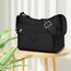 VOBUKE Umhängetasche Damen Mittelgroß Wasserdicht Nylon Crossbody Bag mit Vielen Fächern Leichte Schultertasche Verstellbarer Breitem Freizeit Kleine Messenger Bag für Einkaufen, Reisen
