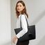 Handtasche Damen Set Schwarz Tasche Mit Geldbörse für Büro Schule Einkauf Handtasche Damen Groß Mit Quasten Damen und Pelz Kugel Plüsch Schlüsselring