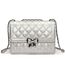 Travistar Kleine Handtasche Damen Umhängetasche Damen Klein Tasche Niedlich Schultertasche Gesteppt PU Leder Crossbody Bag für Mädchen Frauen mit Kette Schulterriemen, Silber