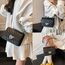 Travistar Kleine Handtasche Damen Umhängetasche Damen Klein Tasche Niedlich Schultertasche Gesteppt PU Leder Crossbody Bag für Mädchen Frauen mit Kette Schulterriemen, Silber