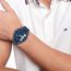 Tommy Hilfiger Multi Zifferblatt Quarz Uhr für Herren mit Blaues Edelstahl-Mesh-Gliederarmband - 1710648