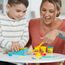Play-Doh Knetwerk Starter Set, 3 x 56 g Dosen bunter Knetmasse, 2 Accessoires und Förmchenmaschine, Bastel-Set zum Formen und Entdecken, kreatives für Kinder ab 3 Jahren