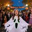 Gespenst Kostüm Kinder mit Leuchtendem,3-12 Jahre Halloween Kostüm Kinder Geist Umhang Weiß mit Kapuze & Kürbis Bag,Geistergesicht Boo Geister Kostüme Mädchen Jungen für Halloween Karneval Cosplay(S)