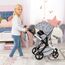 Bayer Design 17007AA Puppenwagen Xeo mit Tasche, höhenverstellbarer Griff, Schwenkschieber, wandelbar als Puppenjogger, bewegliche Vorderräder, integrierter Korb, Grau, Weiß, Rosa