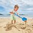 Hape Sandschaufel, Blau - Robuste Sand- und Buddelschaufel für Strand, Garten und Sandkasten, Outdoor Spielzeug für Kleinkinder, Sandspielzeug für Kinder ab 18 Monaten