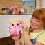 Polly Pocket Puppen und Spielset, Teeparty-Häschen-Schatulle, Spielzeug für unterwegs mit 1 kleinen Puppe, Häschen, Zubehör für Styling und Essen, JCR40
