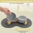 Zosenyer Katzennapf, 2 Stück Keramik Futternapf Katze Set, 3-in-1 rutschfeste Katzennäpfe mit Holzstände und Matten, Fressnapf und Wassernapf für Katzen und Kleine Hunde (Grau)