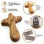 MIZZE Made for Luck 10 cm handgefertigt in Bethlehem handgefertigte Olivenholz Comfort Holding Cross in Beutel