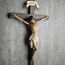 BC Katholisches Kruzifix, Wandkreuz, 40,6 cm, Jesus Christus, Innendekoration, religiöses Sammlerstück, Geschenke, Renaissance-Skulptur, handgefertigt von Buildclassic