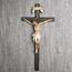 BC Katholisches Kruzifix-Wandkreuz in 61 cm H Jesus Christus Innendekoration, Sammlerstück, religiöses Geschenk, Renaissance-Skulptur, handgefertigt von Buildclassic