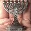 Fopytu Mini 7-Branch Menorah Kerzenhalter Für Schabbat, Tabernakel, Jüdische Kerzenhalter Home Decor Ornamente Tisch Herzstück Display
