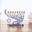 Matashi Menorah-Kandelaber, handbemalt, Emaille, verziert mit goldenen Akzenten und Kristallen, modernes Design