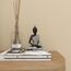Deco 79 Polystone Buddha-Skulptur, meditierende Heimdekoration, Statue mit gravierten Schnitzereien und Reliefdetails, Akzentfigur, 15,2 x 10,2 x 20,3 cm, Schwarz