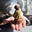 Kingzhuo Kleine niedliche Buddha-Statue aus Keramik, Mönch-Figur, kreative Baby-Bastelpuppen, Ornamente, Geschenk, klassische, chinesische Keramik-Kunst und Handwerk, Teezubehör, 10,2 cm hoch