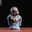 Kingzhuo Kleine süße Buddha-Statue aus Keramik, Mönch-Figur, kreative Baby-Bastelpuppen, Ornamente, Geschenk, klassische chinesische feine Keramik, Tee-Zubehör, 10 cm hoch (6x10 cm)