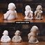 2 Stück BuddhaStatue Happy Laughing BuddhaFigur Niedlich Kleine Mönch Statuen Mini Maitreya Buddha Minimalistisch für Schreibtisch Ornament Home Decor Auto Armaturenbrett und Regal Dekorationen