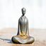Daisylily Buddha-Statue, Gesichtslose Buddha-Statue, massives Gusseisen, Indoor/Outdoor, Zen-Dekor für Meditation und spirituellen Raum