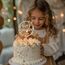 Giftota Cake Topper Schulkind aus Holz mit LED Lichterkette - Tortendeko Einschulung - 2025 Einschulung Deko für Junge Mädchen - Schulanfang Deko