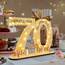 Seutgjie Originelle Geschenk 70. Geburtstag Frau Mann 1956-2026, 70 Geburtstag Deko Holz Schild Gästebuch, Geldgeschenke Geburtstag 70 Jahre mit LED Lichterkette Geschenkpapier