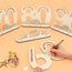 Seutgjie Originelle Geschenk 60 Geburtstag Mann Frau 1966-2026, 60. Geburtstag Jubiläum Deko Tischdeko Holz Schild Gästebuch, Geldgeschenke Geburtstag 60 mit LED Lichterkette Geschenkpapier