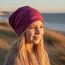 Wollhuhn Kinder Beanie – Zweilagige Longbeanie aus Jersey, wendbar & weich – innen grau – Handmade in Deutschland – ganzjährig (DE/NL/SE/PL, Numerisch, 48, 50, Lines Beere)