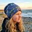 Wollhuhn Kinder Beanie – Zweilagige Longbeanie aus Jersey, wendbar & weich – innen grau – Handmade in Deutschland – ganzjährig (DE/NL/SE/PL, Numerisch, 48, 50, Cool Stuff Jeansblau/Bunt)