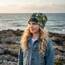 Wollhuhn Kinder Beanie – Zweilagige Longbeanie aus Jersey, wendbar & weich – mit Grauer Innenseite – Handmade in Deutschland – ganzjährig tragbar (Graffiti Oliv/Gelb, L)