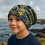 Wollhuhn Kinder Beanie – Zweilagige Longbeanie aus Jersey, wendbar & weich – mit Grauer Innenseite – Handmade in Deutschland – ganzjährig tragbar (Graffiti Oliv/Gelb, L)