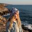 Wollhuhn Kinder Beanie – Zweilagige Longbeanie aus Jersey, wendbar & weich – mit Grauer Innenseite – Handmade in Deutschland – ganzjährig tragbar (Schmetterlinge Grau, M)