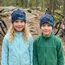 Wollhuhn Kinder Beanie – Zweilagige Longbeanie aus Jersey, wendbar & weich – innen grau – Handmade in Deutschland – ganzjährig (DE/NL/SE/PL, Numerisch, 52, 54, Cool Music Blautöne)