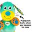 Lamaze Baby Spielzeug "Lustiger Soundhund" Clip & Go, das hochwertige Kleinkindspielzeug. Der quietschbunte Greifling fördert die Motorik und ist das perfekte Kinderwagenspielzeug und Kuscheltier, Mehrfarbig, LC27023