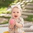 INFANTINO - Set mit 10 texturierten Bällen für Babys - Sensorikspielzeug - Mehrere Farben, Größen und Formen - Förderung der Motorik - Weiche Materialien - BPA-frei - Babygeschenk - Ab 6 Monaten +