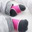 Sock Ons Kluge kleine Dinge, die Babysocken halten! - 2er Pack - 12-18 Monate (White)
